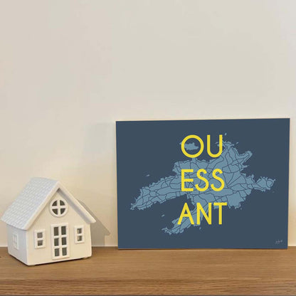 Affiche Ouessant Bretagne – décoration murale inspirée des falaises, de l’océan et de la Bretagne sauvage.  