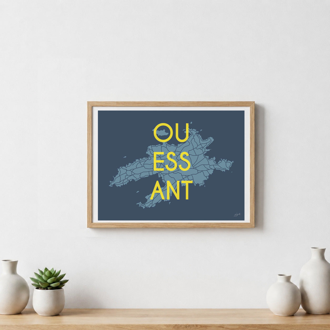 Poster Ouessant Bretagne – décoration murale inspirée des falaises, de l’océan et de la Bretagne sauvage.  