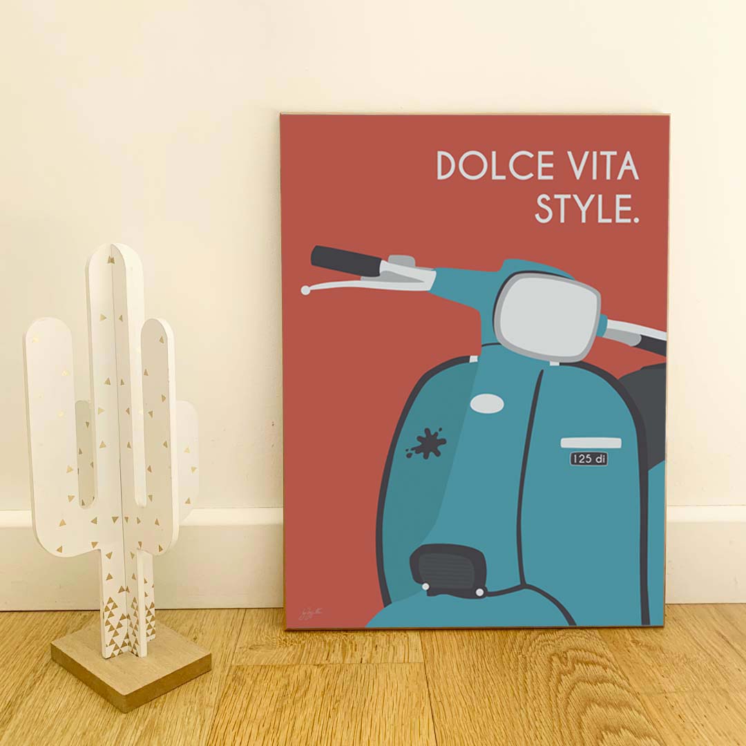 Affiche scooter vintage italien – décoration murale inspirée de l’art de vivre italien et de la Dolce Vita.