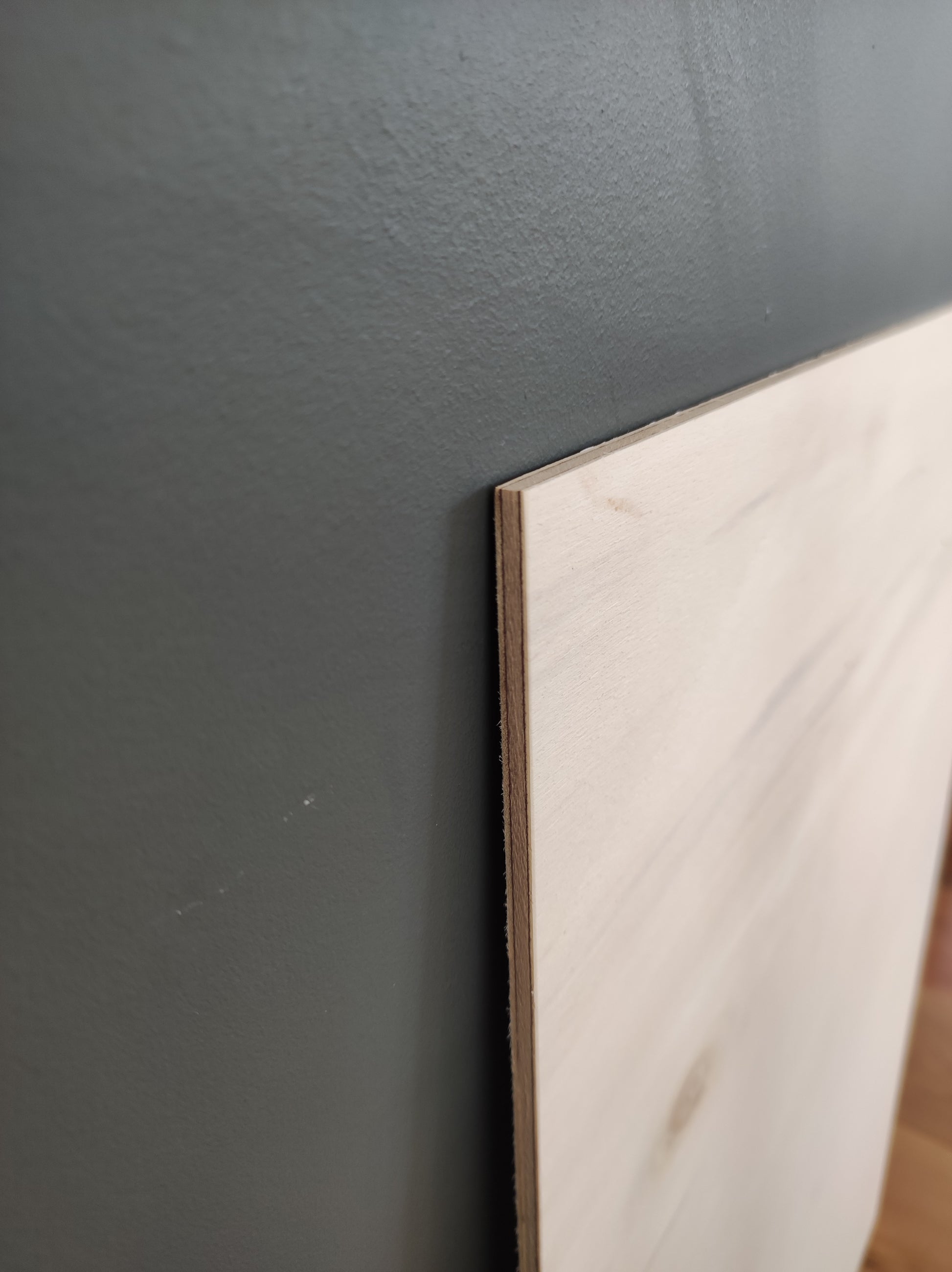 Affiche rétro en bois - décoration murale minimaliste