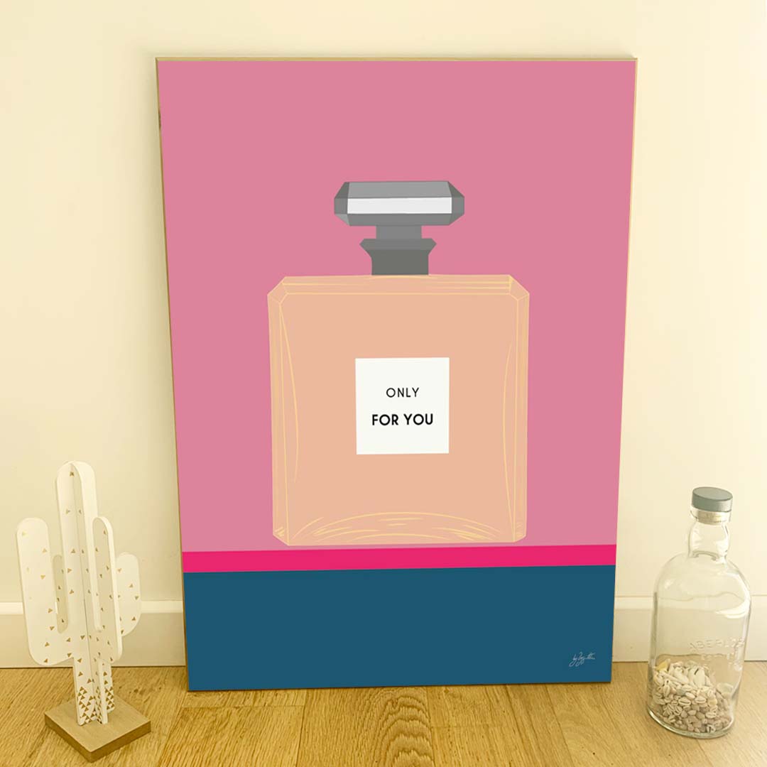 Affiche Parfum  – illustration féminine élégante pour décoration murale.