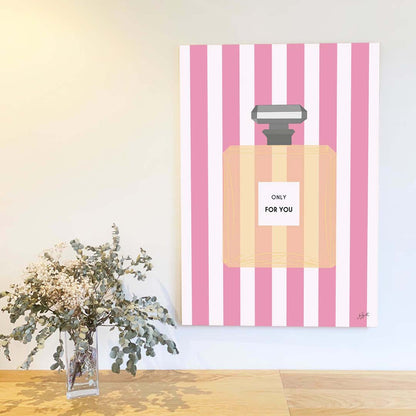 Affiche Parfum  – illustration féminine élégante pour décoration murale.