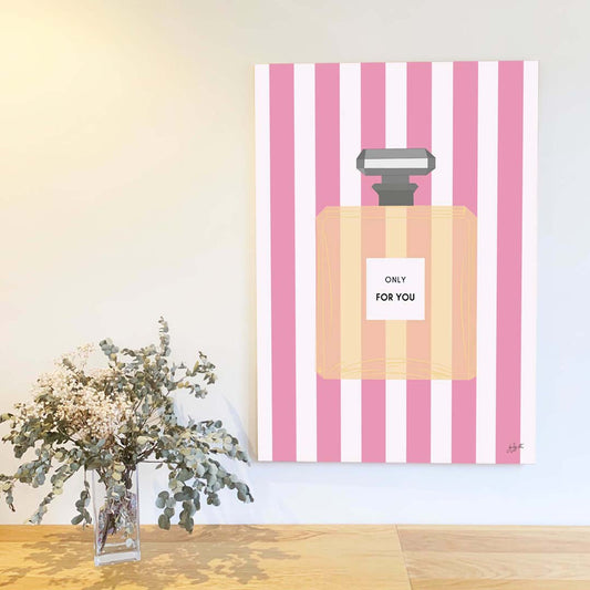 Affiche Parfum  – illustration féminine élégante pour décoration murale.