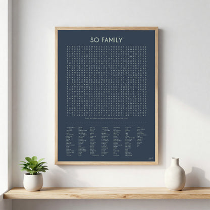 Poster So Family – décoration murale familiale chaleureuse.