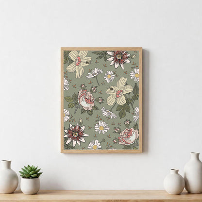 Poster floral représentant un motif de fleurs blanches, pivoines roses et marguerites sur fond bleu, idéale pour une décoration murale élégante et botanique.