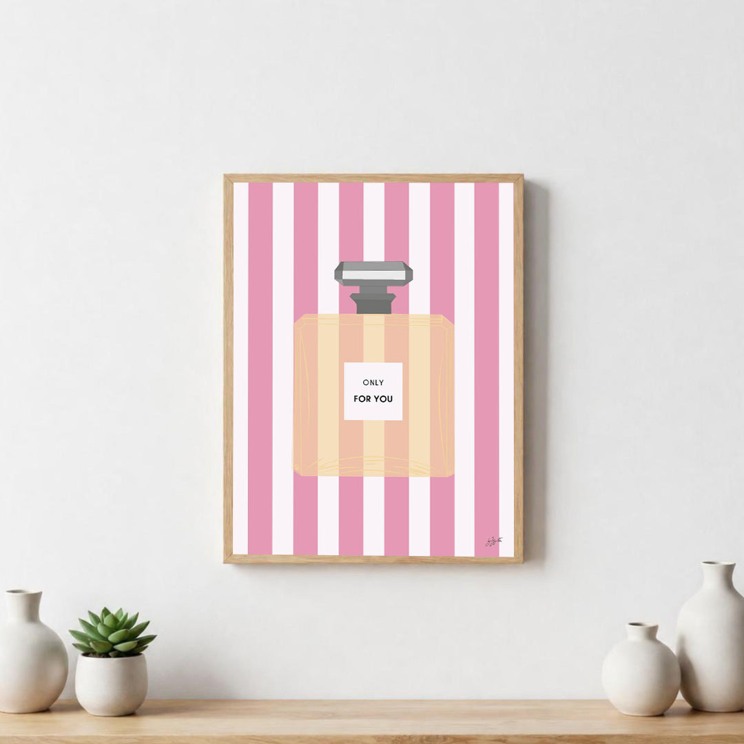 Poster Parfum  – illustration féminine élégante pour décoration murale.